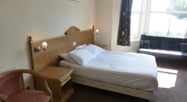 Двухместный номер Superior с видом на море Esplanade Hotel - Clacton On Sea, Beachfront Hotel by OYO