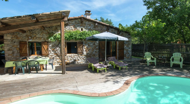 Lovely house in Ardeche, of ecological materials, with private swimming pool