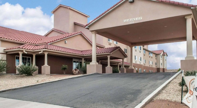 Кровать в общем номере Comfort Inn & Suites Lordsburg I-10