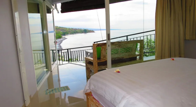 Номер Deluxe Waenis Sunset View Hotel and Restaurant, Amed, Bali
