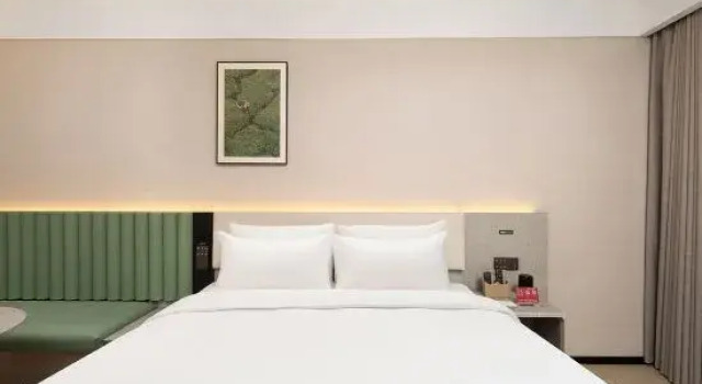 Люкс Business HanTing Hotel (Liyang Babai Ban Shanghe City)