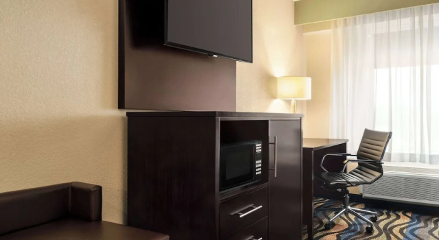Двухместный люкс Baymont by Wyndham Georgetown Lexington North