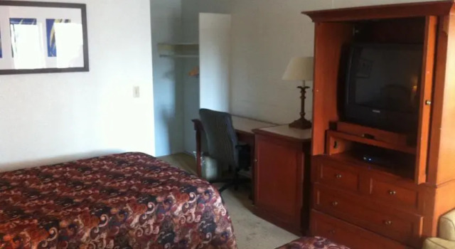 Economy Inn Richland, Забронировать Отель Отели Tri-Cities с бассейном, Бассейн