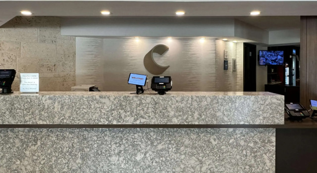 Comfort Inn & Suites Downtown Brickell-Port of Miami, Забронировать Отель Отели Miami Metropolitan Area 3 звезды, 3*