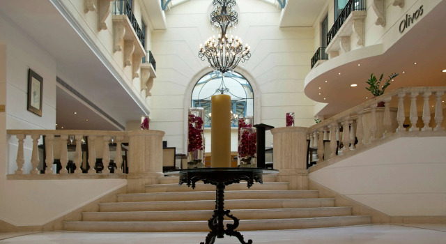 Radisson BLU Martinez Hotel, Beirut