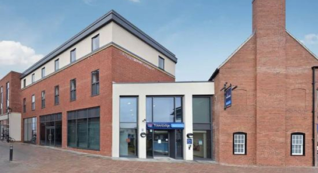 Travelodge Newark-on-Trent, Забронировать Отель Ньюарк-апон-Трент Ноттингемшир