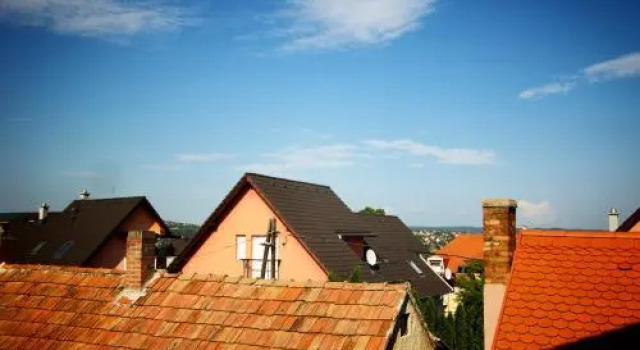 Heviz Therme Apartmenthaus, Book Lejlighed Hoteller i Western Transdanubia med parkering, Parkering