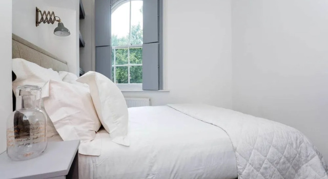 Essex Road Flat, Забронировать Отель Бизнес-отели Англии, 4* 5*
