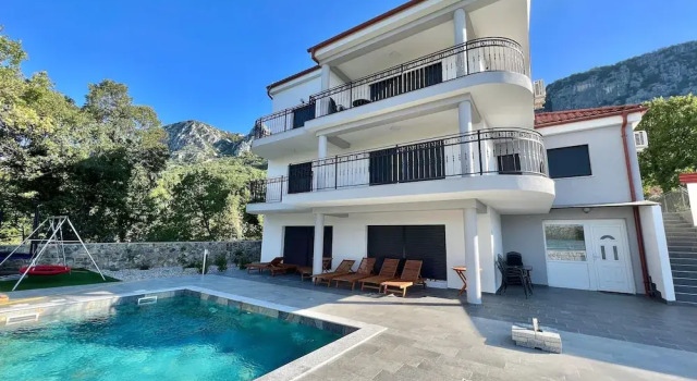 Коттедж Apartment in Croatia Near Adriatic Coast