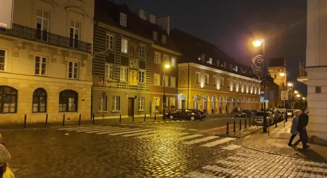 RentOnline Kościelna Apartment Old Town, Забронировать Апартаменты/квартира Апартаменты Варшавы, рядом с Церковь Святого Духа, Апартаменты/квартира