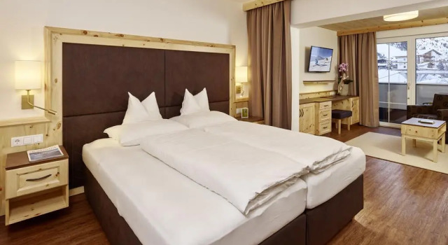 Hotel Kellerhof, Rezervovat Hotel Hotely v Tyrolsko se snídaní, Snídaně