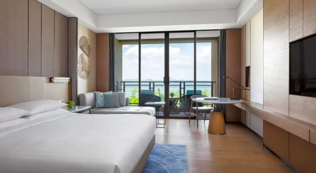 Номер Standard с балконом и с видом на океан Xiamen Marriott Hotel & Conference Centre