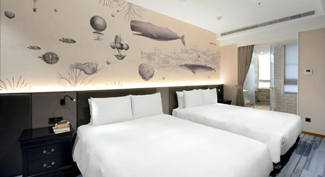 Четырёхместный номер Superior Just Palace Hotel