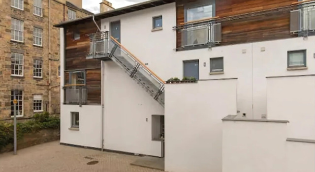 2 Bed Apartment Heart Of Edinburgh, Забронировать Апартаменты/квартира Эдинбург Midlothian, рядом с Национальный музей Шотландии