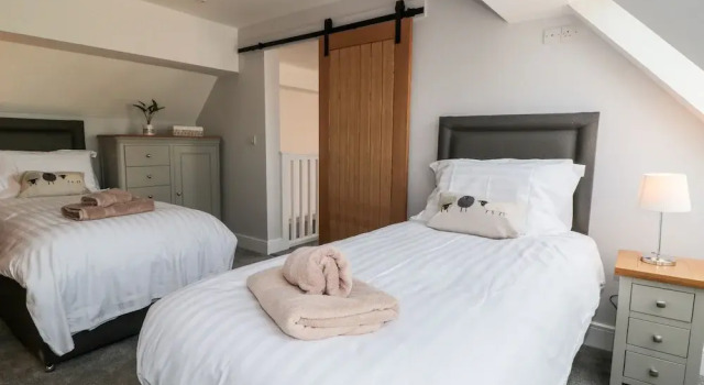 Willow Cottage