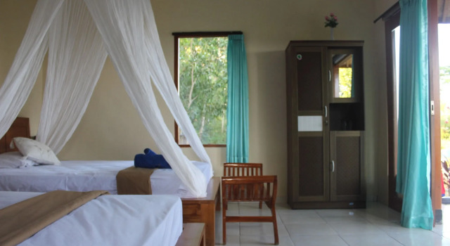 Frangipani Inn & Restaurant