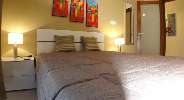 Eri Apartments E365