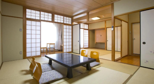Yunoyama-onsen Green Hotel, Book Hotel Komono Mie