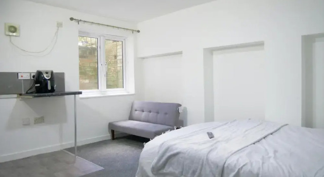 Cosy & Modern 1 Bed Studio