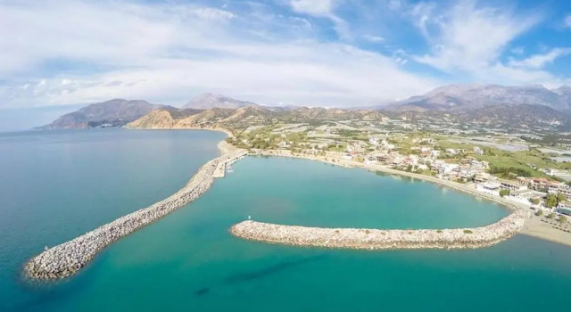 Апартаменты Coral Sea Apartment