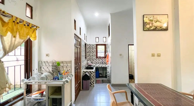 Коттедж Standard Homestay Syariah Jakal 3 Dekat UGM by Simply Homy