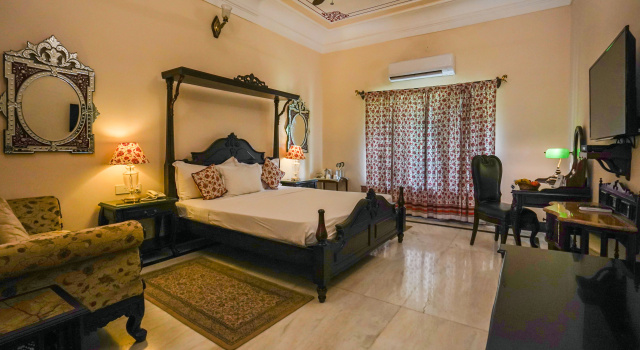 Номер Deluxe Khas Bagh