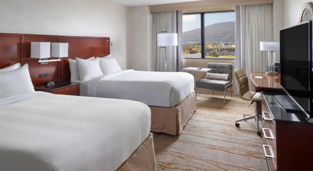 Четырёхместный номер Standard Chattanooga Marriott Downtown