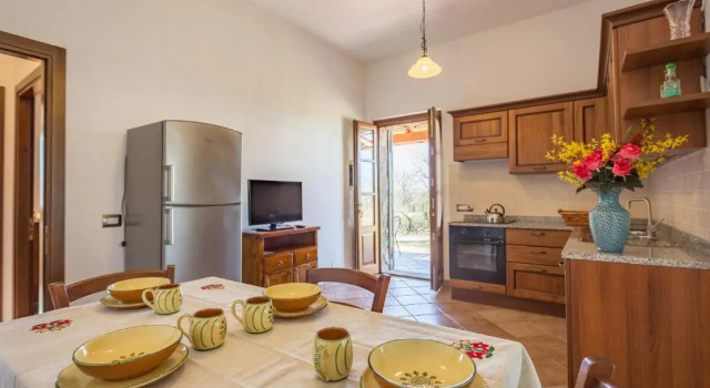 Agriturismo La Sosta di Annibale, Забронировать Отель Туоро-суль-Тразимено Озеро Тразимено