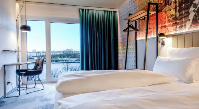 Номер Standard с красивым видом из окна Motel One Wien-Donau City