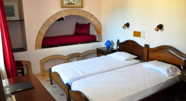 Трёхместный номер Standard Margarita Hotel
