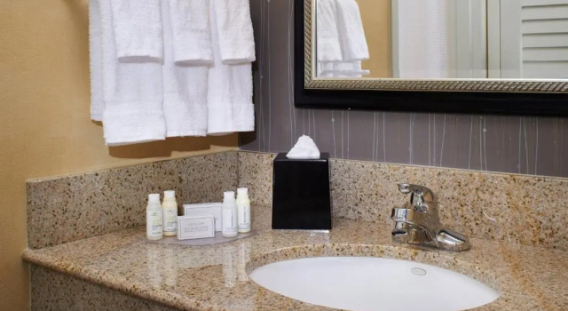 Номер Standard Courtyard by Marriott Columbus Dublin