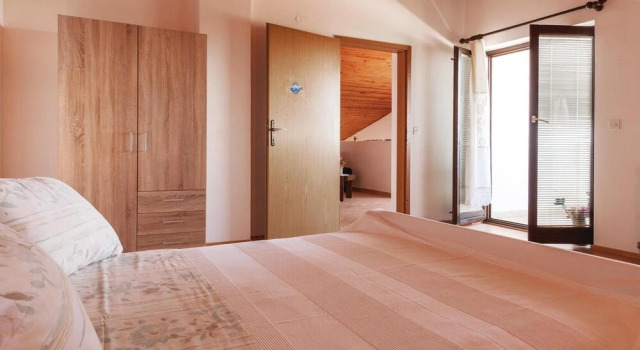 Stunning Home in Pula With Wifi and 1 Bedrooms, Забронировать Отель Отели Винкуран 3 звезды, 3*