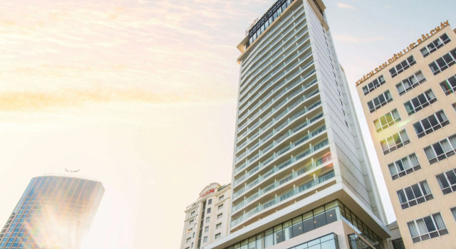 Hotel Soleil Ha Long, Trademark Collection by Wyndham, Varaa Hotelli Hotellit Quang Ninh uima-altaalla, Uima-allas