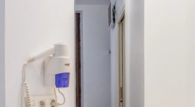 Двухместный номер Standard с балконом AMC Granada Hostal