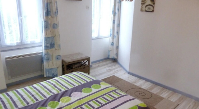 House With 2 Bedrooms in Châtelaillon-plage, With Enclosed Garden and, Rezerwuj Hotel Hotele w Charente-Maritime z parkingiem, Parking