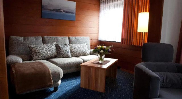 Апартаменты с 2 комнатами Hotel Knaus am Hafen