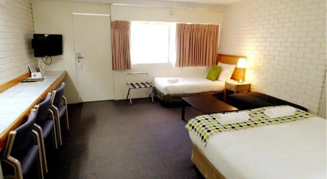 Четырёхместный номер Classic Wanderlight Motor Inn