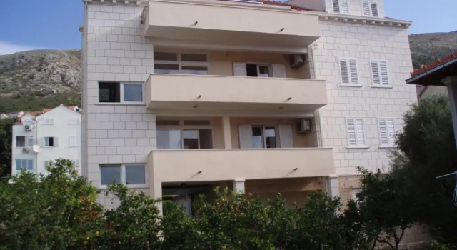 Коттедж Apartments Laus