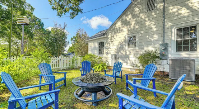 Коттедж 2 Mi to Downtown: Pet-friendly Home in New Bern!