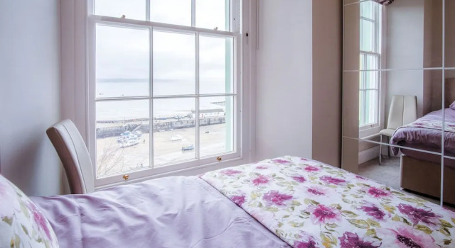 Belle Vue Court - 2 Bedroom Apartment - Tenby