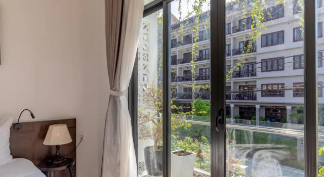 Четырёхместный номер Deluxe с балконом Volar Hoi An