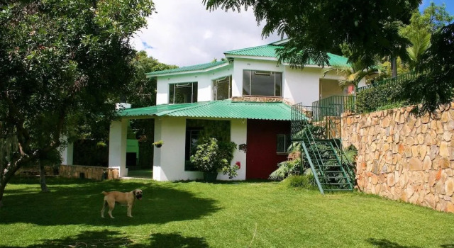 Blue Hills Guest House Christonbank, Rezervasyon Misafirhane Harare misafirhaneler, Misafirhane