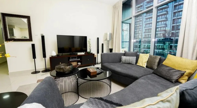 Beautiful Chic Apt w Full Marina View Nxt 2 Beach