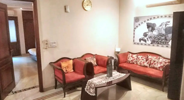 Captivating 2-bed Apartment in New Delhi