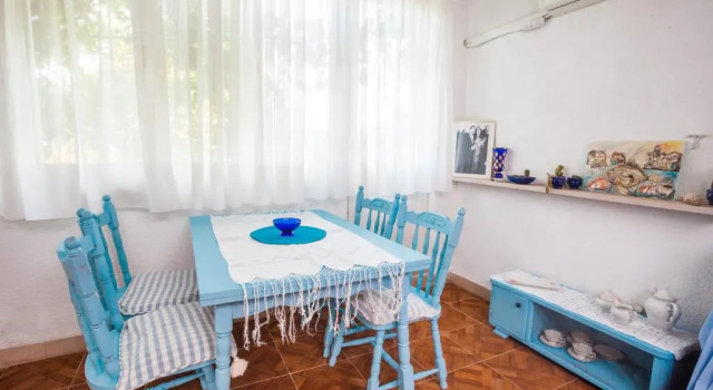Студия Apartments Dalmatinska Kuća