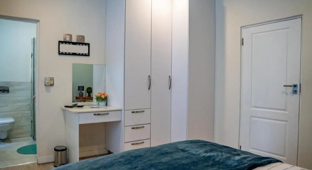 3 on Tessa Guesthouse (Adults Only)