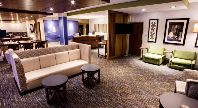 Holiday Inn Express & Suites Gettysburg, Rezerwuj Hotel Hotele w Backbone Mountain z parkingiem, Parking