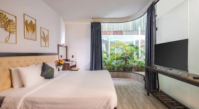 Двухместный номер Standard с видом на сад Greenview City Hotel