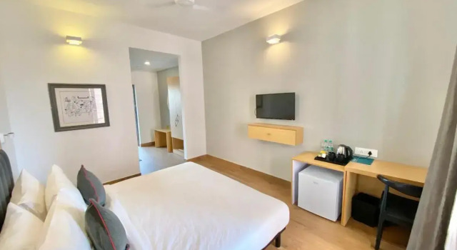 Amigos Candolim Beach, Rezerwuj Hotel Hotele w North Goa z parkingiem, Parking