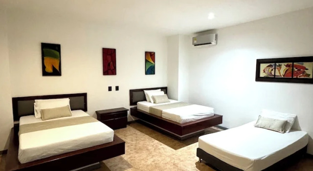 Семейный номер Standard Hotel Plaza Mayor 44 - Medellín